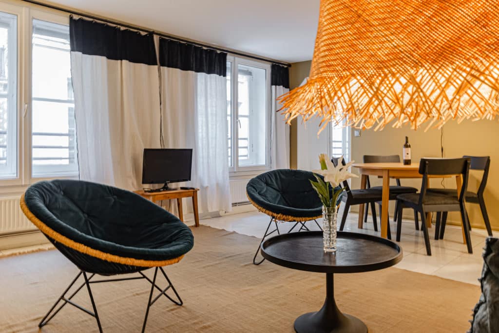 Location Appartement Meublé - 2 pièces - 63 m² - Louvre - Palais Royal - 75001 Paris - 101022-30