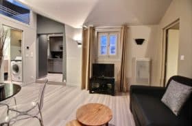 Furnished apartment - 2 rooms- 40 sqm- Elysées - Madeleine- 75008 Paris -108055