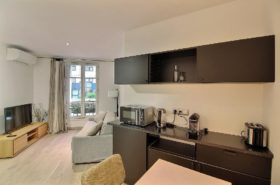 Location Appartement Meublé - 2 pièces - 30 m² - Montmartre - Pigalle - 75018 Paris - 118921