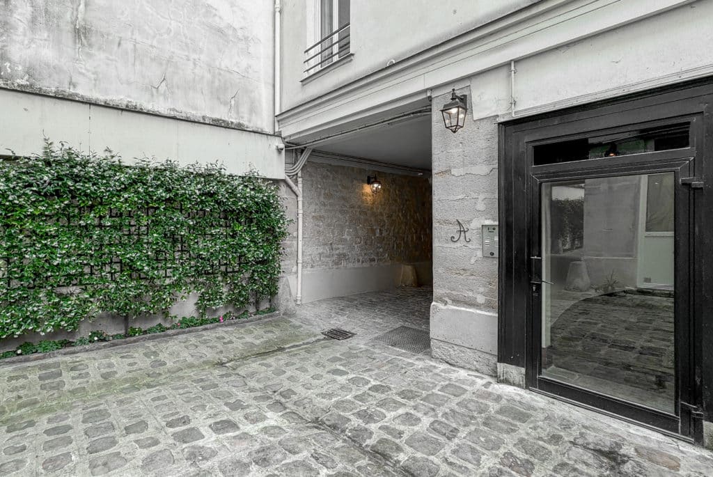 Location Appartement Meublé - 3 pièces - 53 m² - Quartier Latin - Saint Germain de Prés - Odéon - 75006 Paris - 206312-13
