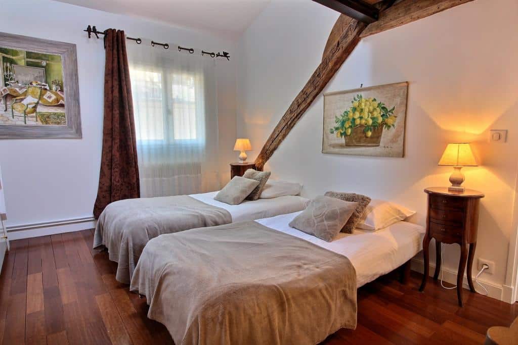 Furnished apartment - 3 rooms - 90 sqm - Raspail - Sèvres- Babylone - 75006 Paris - 206313-26