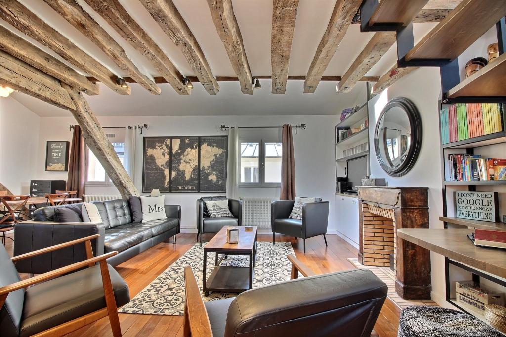 Furnished apartment - 3 rooms - 90 sqm - Raspail - Sèvres- Babylone - 75006 Paris - 206313