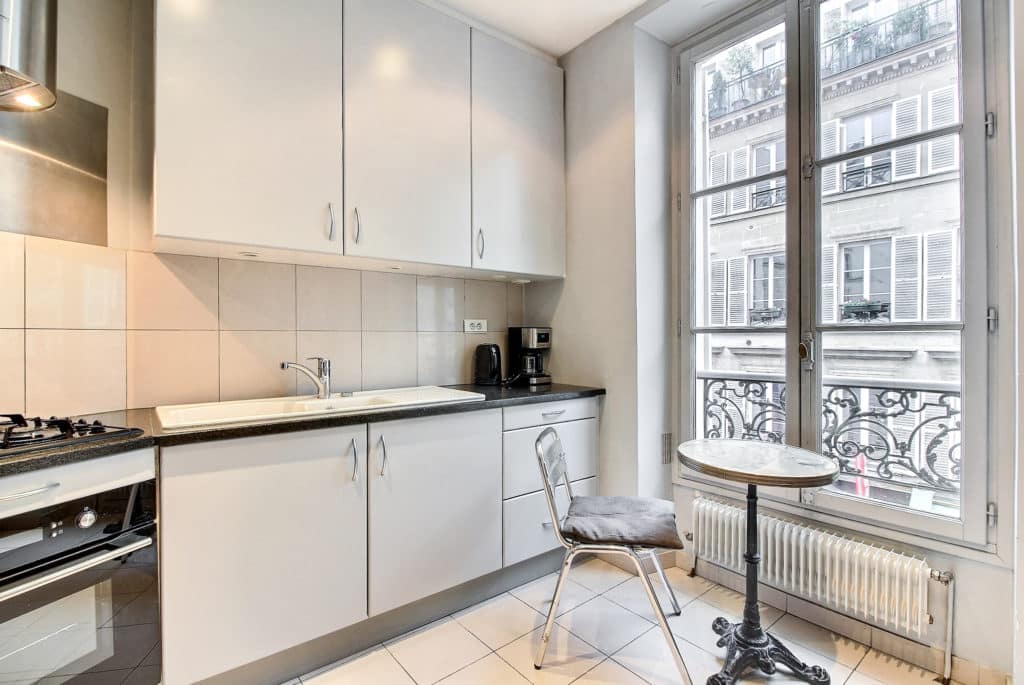 Location Appartement Meublé - 3 pièces - 95 m² - Martyrs - Saint Georges - Trinité - 75009 Paris - 209290-5