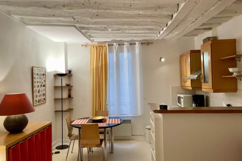 Location Appartement Meublé - 1 pièce - 33 m² - Montorgueil - 75002 Paris - S02097
