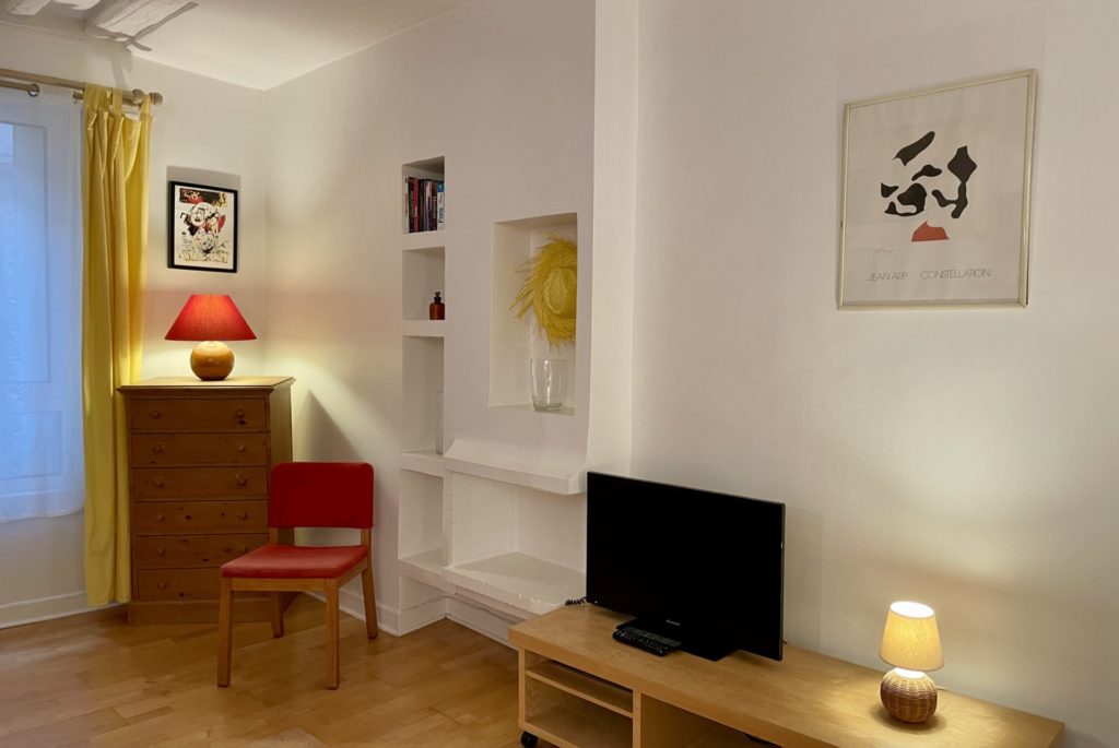 Location Appartement Meublé - 1 pièce - 33 m² - Montorgueil - 75002 Paris - S02097-8
