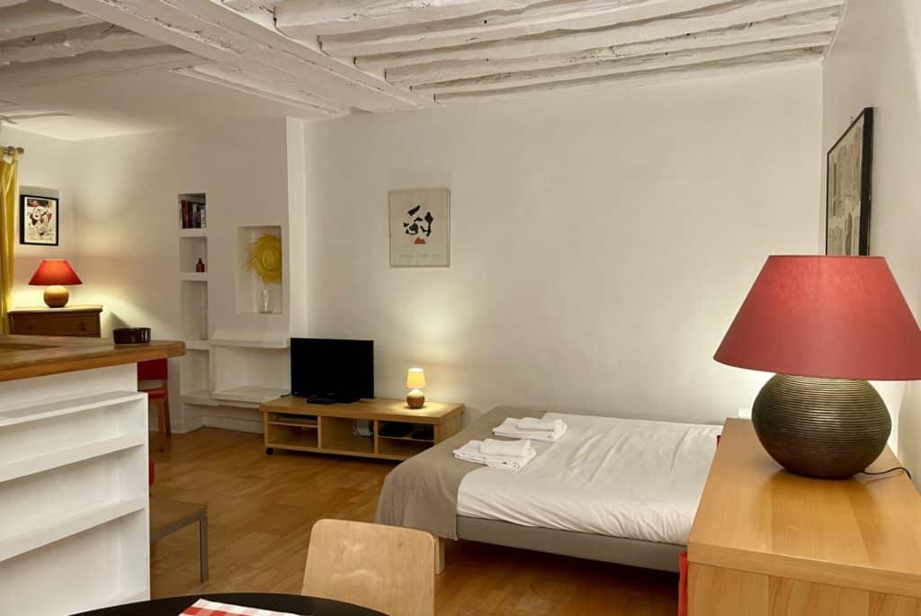 Location Appartement Meublé - 1 pièce - 33 m² - Montorgueil - 75002 Paris - S02097-7