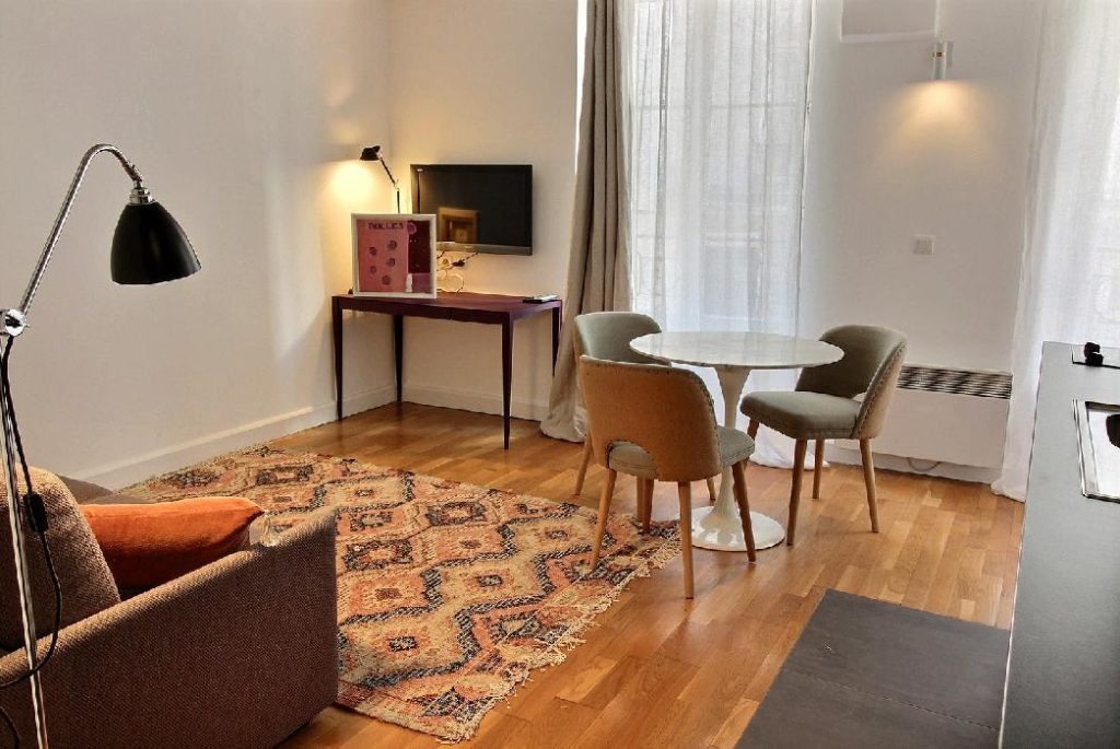 Furnished apartment - 1 room - 22 sqm - Arts et Metiers - Beaubourg - 75003 Paris - S03423