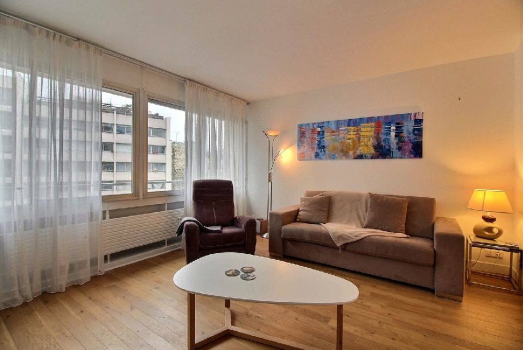 Location Appartement Meublé - 1 pièce - 31 m² - Gare du Nord - Gare de l'Est - 75010 Paris - S10034